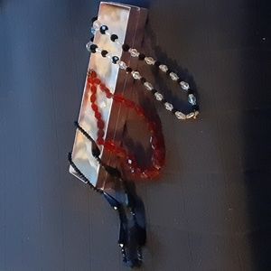 Vintage 1940's 3 piece necklace set